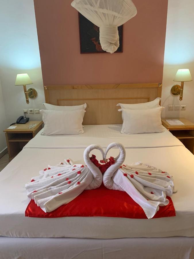 Grand Hotel Bamako Esterno foto